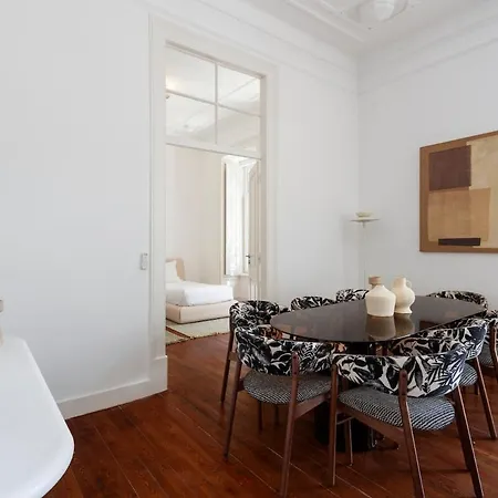 Ratto - 4 Bedroom Apartmán *