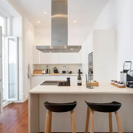 Ratto - 4 Bedroom Apartamento